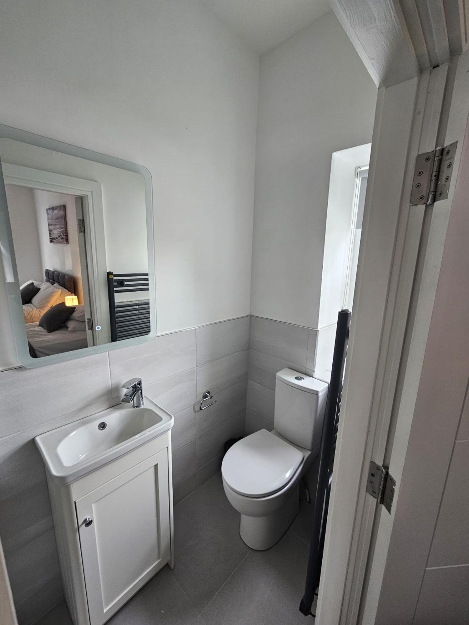 Number33 Bed and Breakfast Galway Exteriör bild